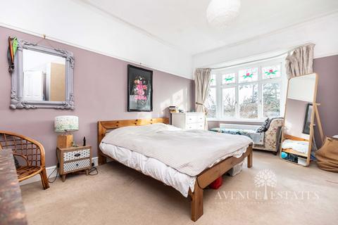 4 bedroom detached house for sale, Heron Court Road, Bournemouth BH9