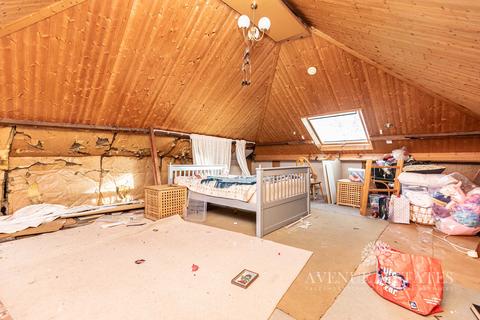 4 bedroom detached house for sale, Heron Court Road, Bournemouth BH9
