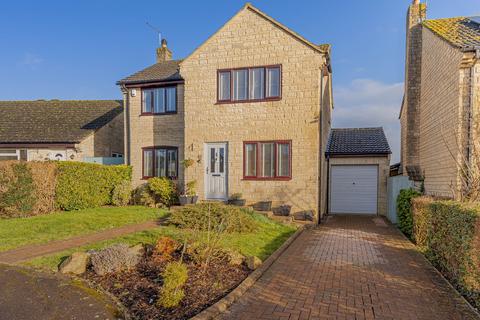 undefined, Hanks Close, Malmesbury, SN16