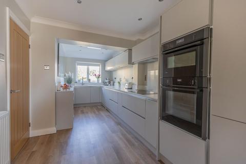 undefined, Hanks Close, Malmesbury, SN16
