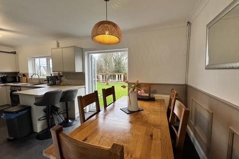 3 bedroom semi-detached house for sale, Brynhafod, Tycroes, Ammanford, Carmarthenshire.