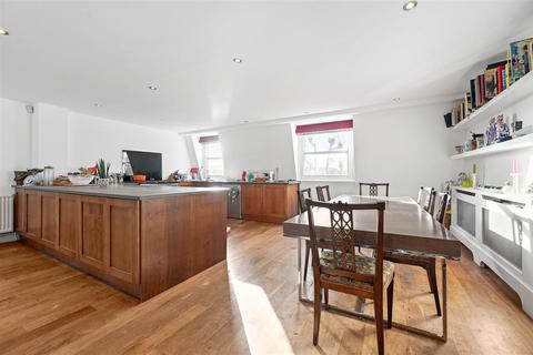 3 bedroom maisonette for sale, Hammersmith Grove, London W6