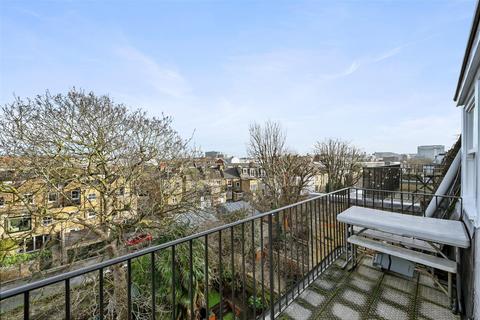 3 bedroom maisonette for sale, Hammersmith Grove, London W6