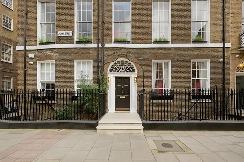 4 bedroom apartment for sale, John Street, London, WC1N
