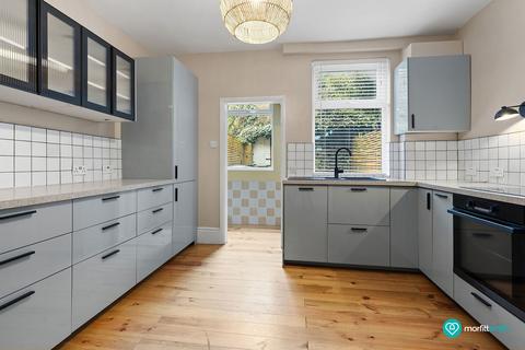 3 bedroom terraced house to rent, Ecclesall Road, Sheffield, S11 8TH