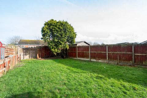 2 bedroom bungalow for sale, Hawthorn Close, St Marys Bay, TN29