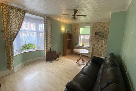 3 bedroom end of terrace house for sale, Rushes Road, Petersfield, Hampshire