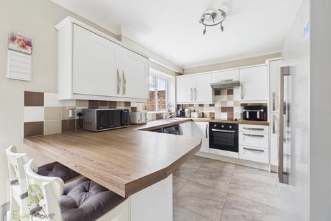 undefined, Carnation Road, Strood, Rochester, ME2 2YF