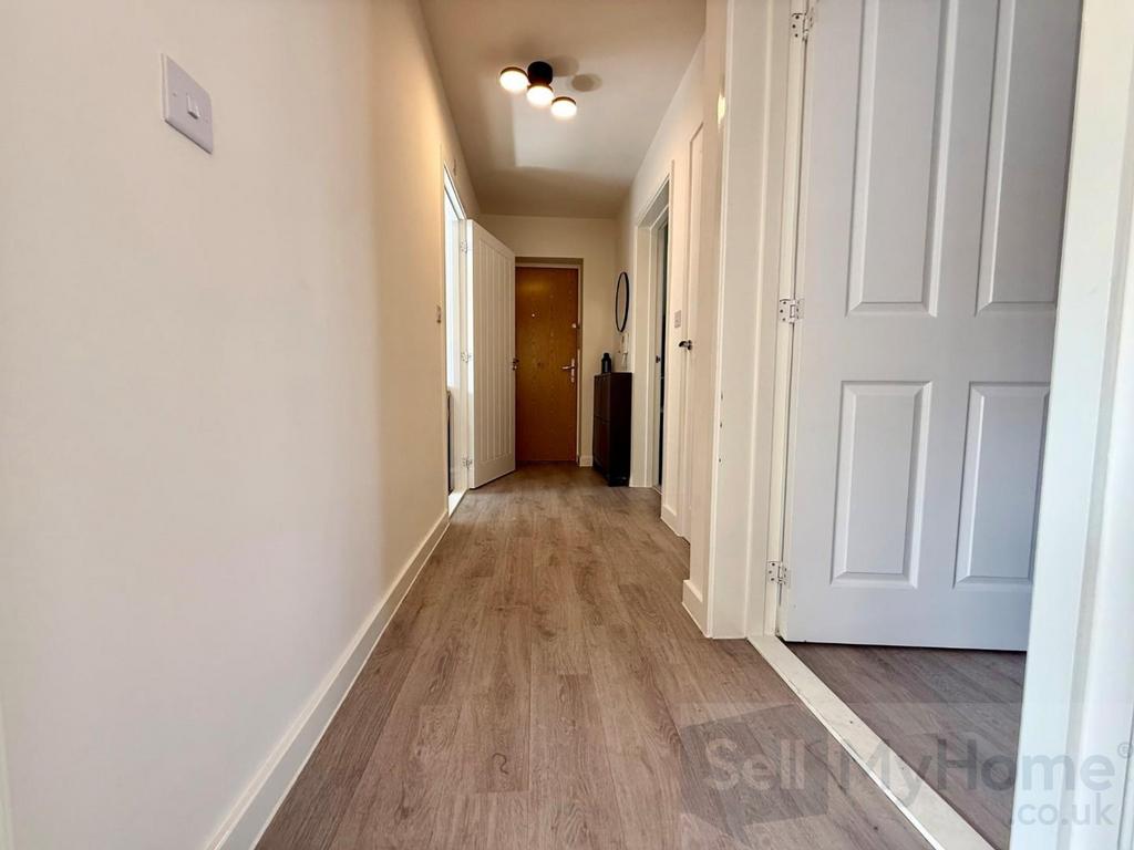 Hallway.jpg