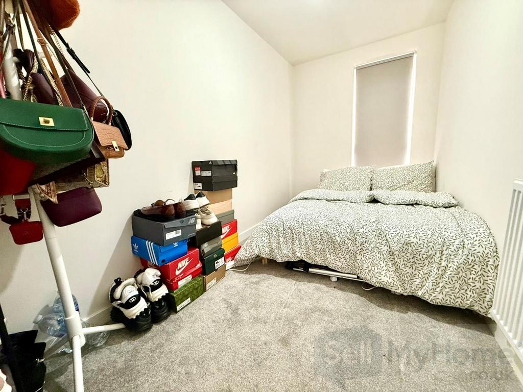 Bedroom 2.jpg