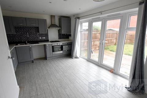 3 bedroom semi-detached house for sale, Bassett Close, Nuneaton