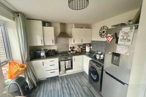 2 bedroom townhouse for sale, Bingley Avenue, Tamworth
