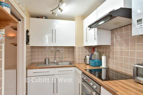 1 bedroom ground floor flat for sale, Balfour Road, Brighton, East Sussex