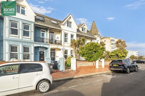 undefined, New Parade, Worthing, West Sussex, BN11