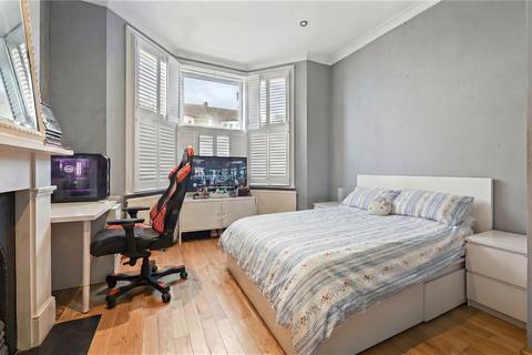 2 bedroom apartment for sale, Buchanan Gardens, London, NW10