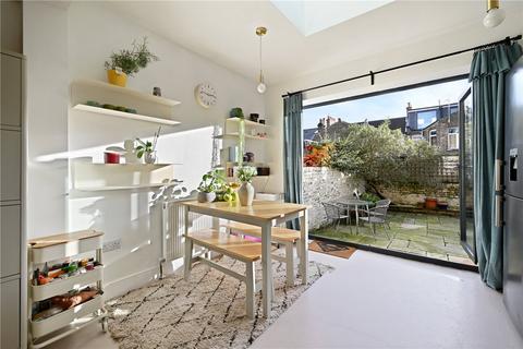 2 bedroom apartment for sale, Buchanan Gardens, London, NW10