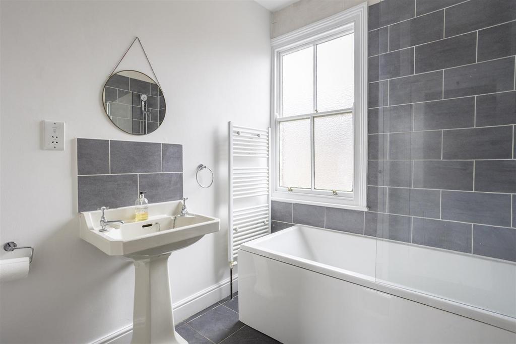 13 Colenso Street 12.jpg