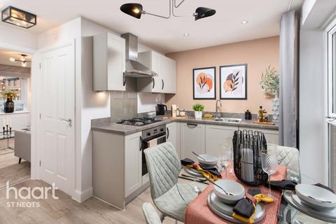 2 bedroom semi-detached house for sale, Nuffield Road, St.Neots