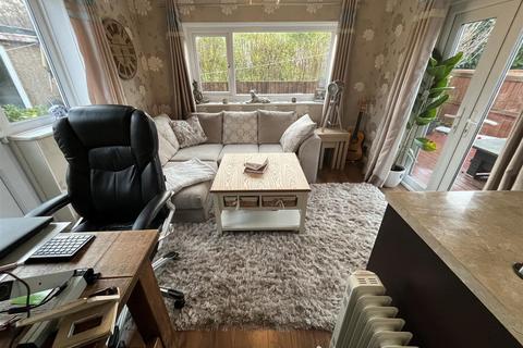undefined, 8 Pennant Court, Llandudno
