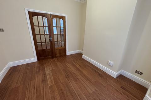 undefined, 1, Litherland L21