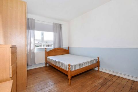 1 bedroom flat to rent, Holdernesse Road, London SW17