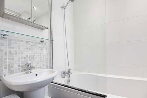 1 bedroom flat to rent, Holdernesse Road, London SW17