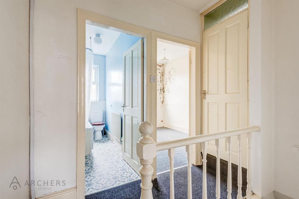 62 Salisbury Road(Interior)-12.jpg