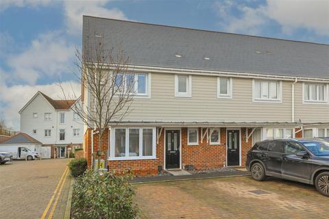 Chapman Close, Snodland ME6