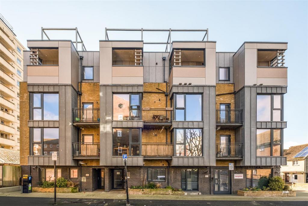 6 Stag House-1.jpg
