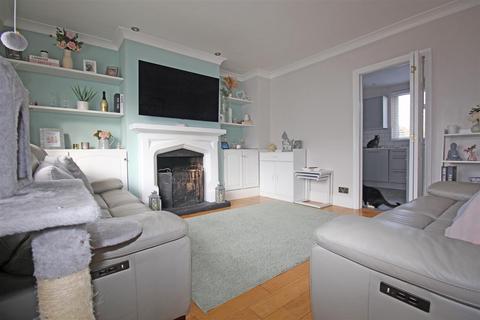 3 bedroom house for sale, Ellis Avenue, Stevenage