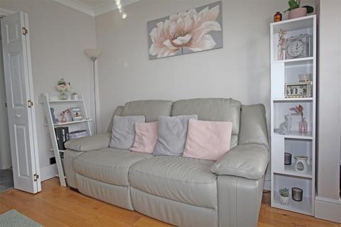 3 bedroom house for sale, Ellis Avenue, Stevenage