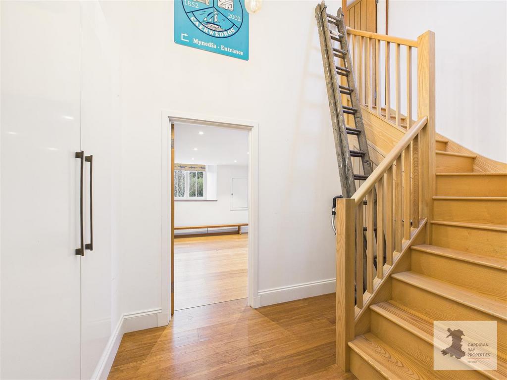 Inner hallway