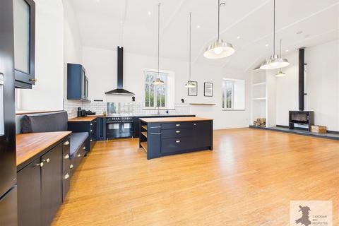 4 bedroom detached house for sale, Caerwedros, Llandysul