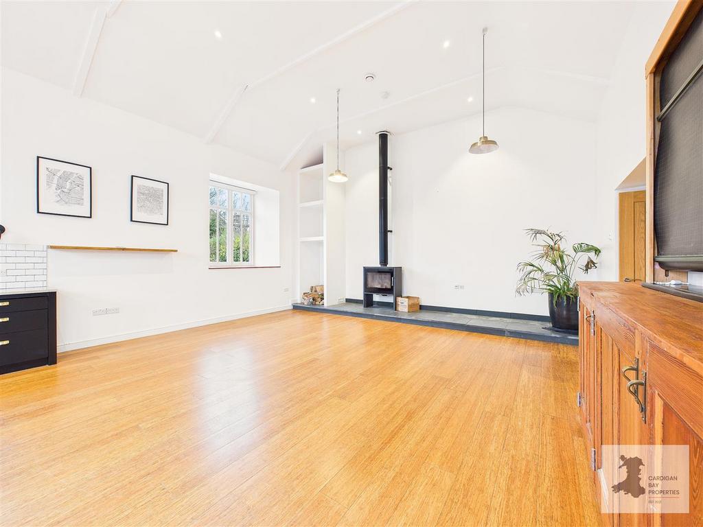 Kitchen/Living area