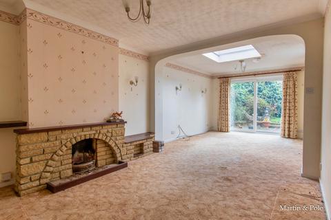 undefined, Redhatch Drive, Earley, Reading