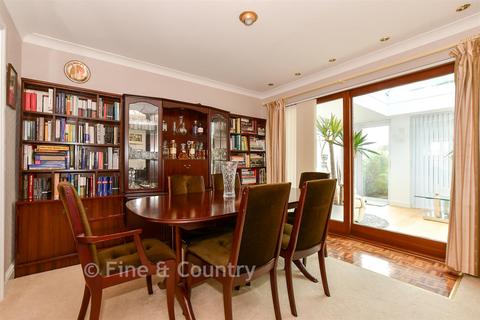 5 bedroom detached house for sale, Fishbourne Lane, Fishbourne, Isle of Wight