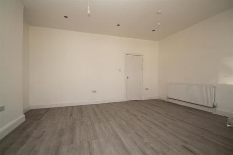 2 bedroom apartment to rent, Northbrook Road, Ilford