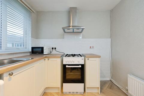 1 bedroom flat for sale, Harewood Crescent, Whitley Bay, NE25