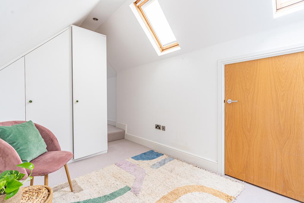 Summerhillcourt24