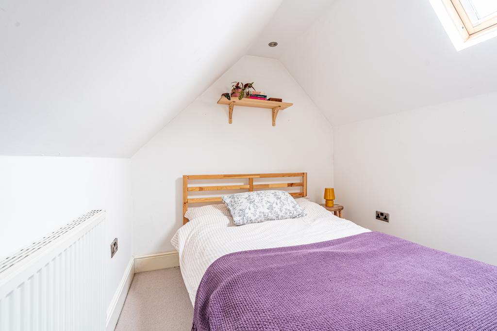 Summerhillcourt27