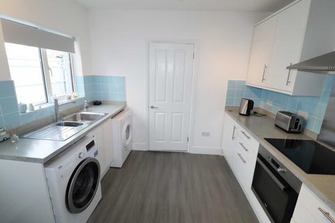 3 bedroom semi-detached house for sale, Elm Grove, Hayling Island