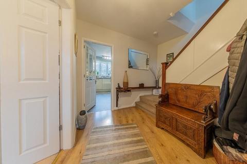undefined, Main St, Queniborough, Leicestershire. LE7 3DA