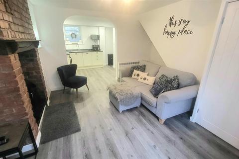 undefined, Henllys, Pentre'r Efail, Harlech