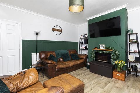 2 bedroom terraced house for sale, Leymoor Road, Huddersfield HD7