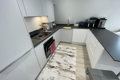 1 bedroom flat to rent, Windmill Lane  EN8