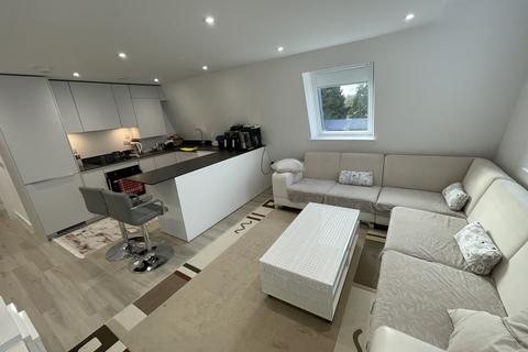 1 bedroom flat to rent, Windmill Lane  EN8