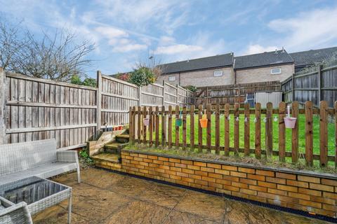 3 bedroom terraced house for sale, Fidler Place, Bushey, WD23