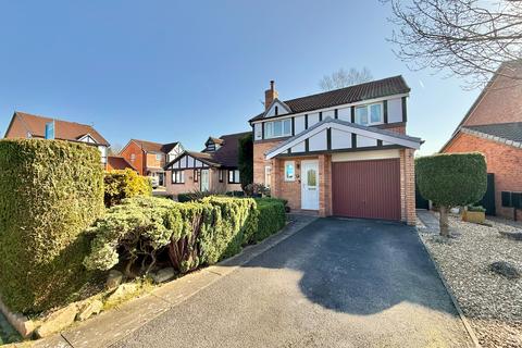 4 bedroom detached house for sale, Sandringham Avenue Audenshaw, Manchester