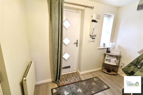 3 bedroom semi-detached house for sale, Mansfield Grove, Stoke-On-Trent