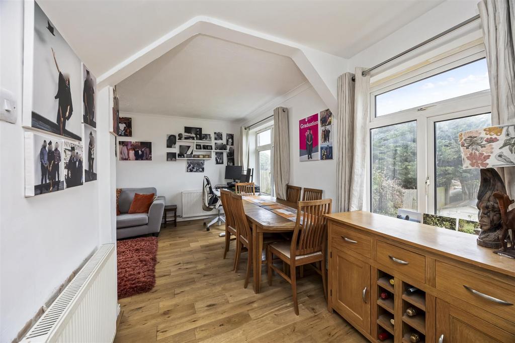Living/Dining Room